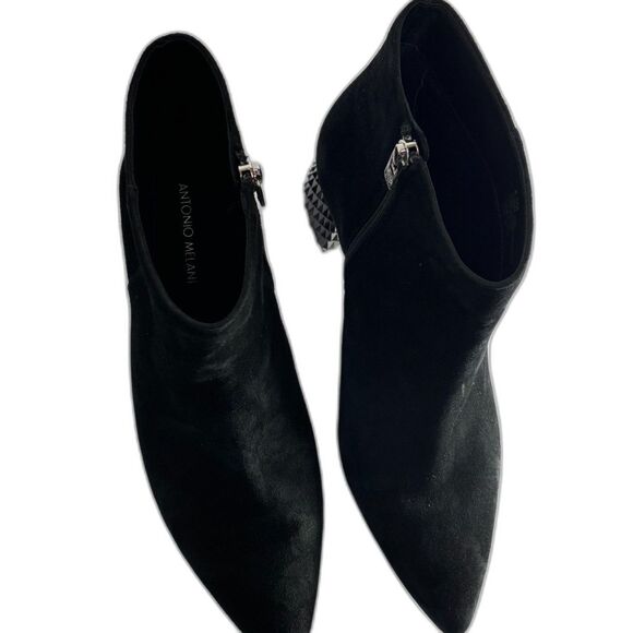 Antonio Melani Stuart Black Suede Zip Embossed Block Heel Booties Boots Womens - Picture 5 of 9